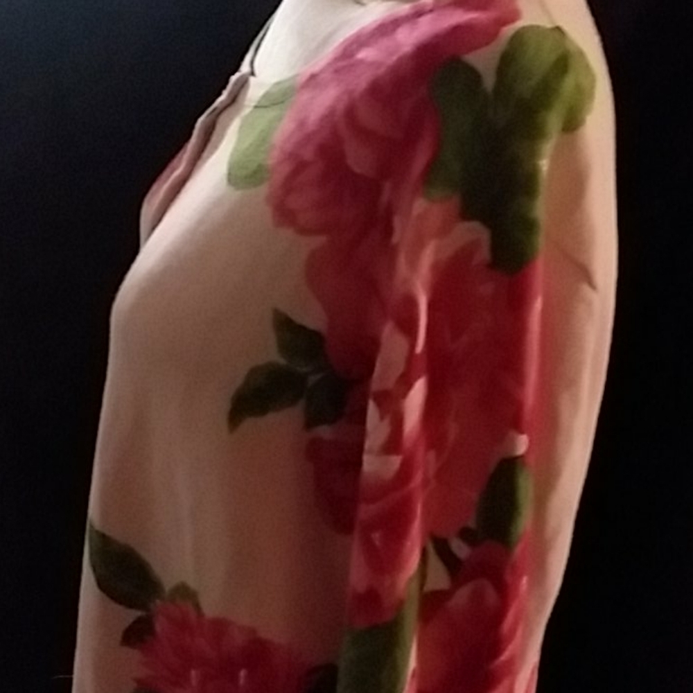 Top - Picture 3 of 6